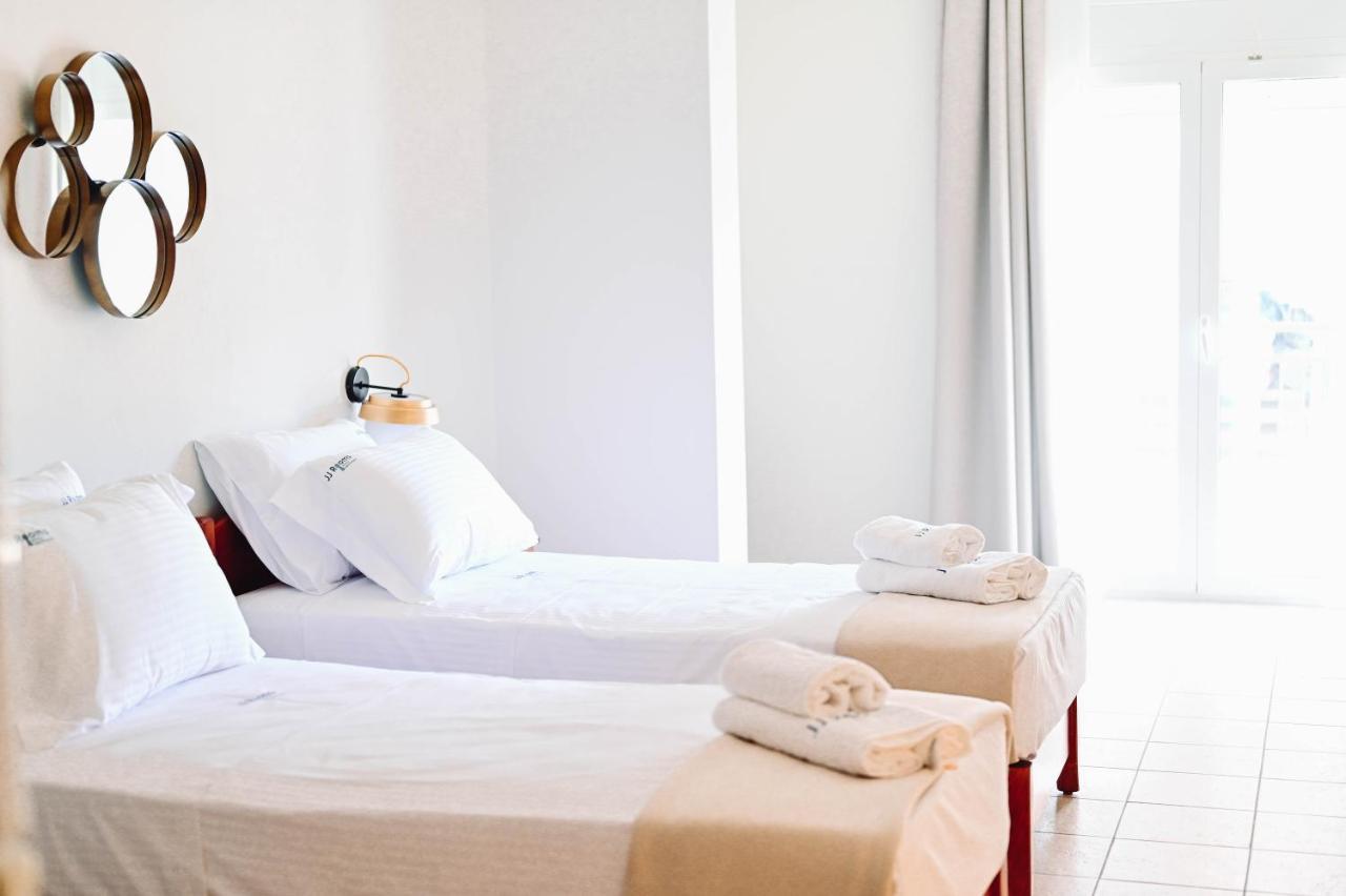 Jj Rooms Luxury Apartments Kallithea  外观 照片